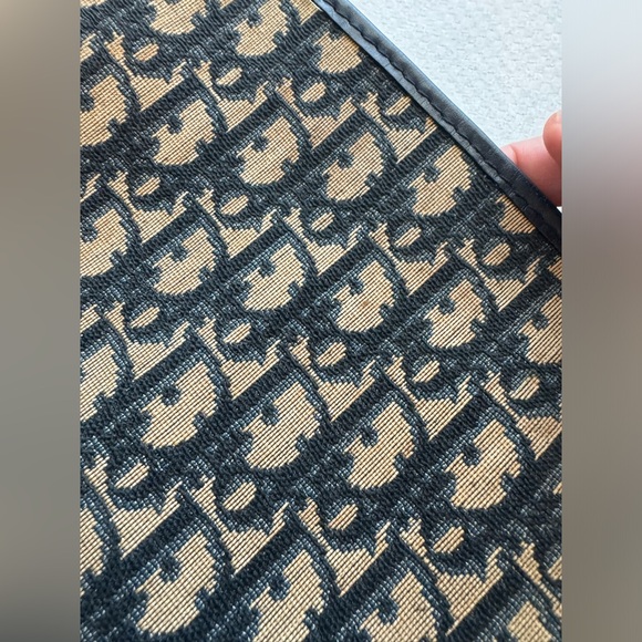 🥳Dior Monogram Clutch - Picture 8 of 17